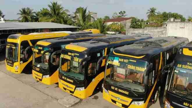 Xe Nam Việt (Tây Ninh) Bên hông xe 