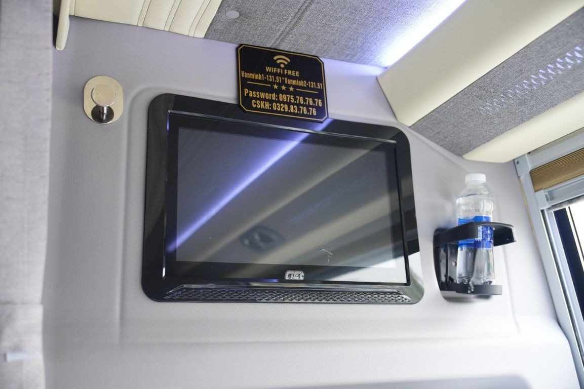 Xe Văn Minh Tiện ích Limousine 21 phòng