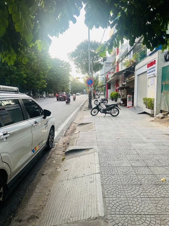 Xe Rin Hà Limousine undefined
