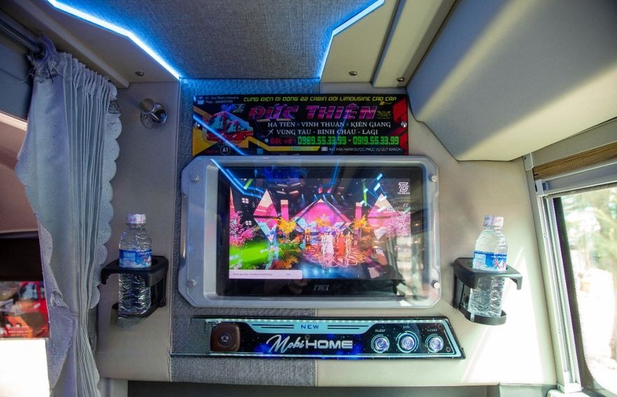 Xe Đức Thiên Nội thất Tiện ích Limousine 24 Phòng