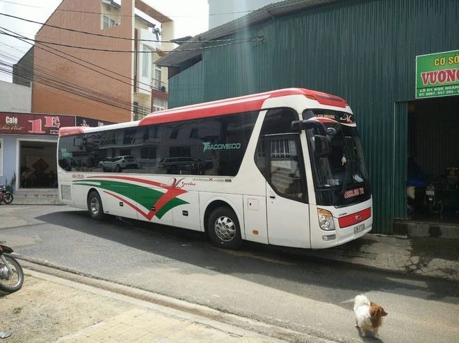 Xe Vy Vân Bên hông xe Giường nằm 40 chỗ