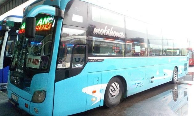 Xe Quân An Bên hông xe Giường nằm 44 chỗ