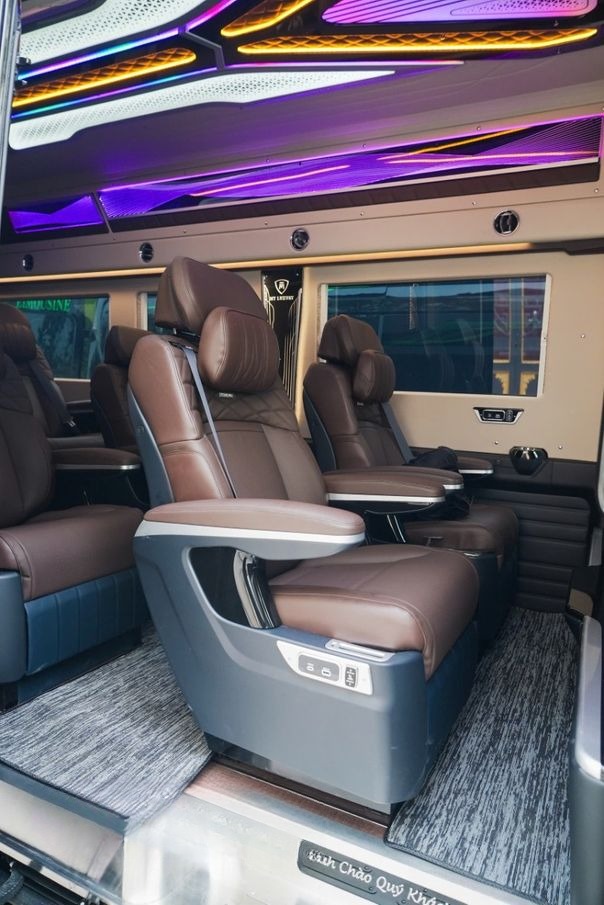 Xe Thành An Limousine Ghế ngồi Xe Limousine 11 chỗ