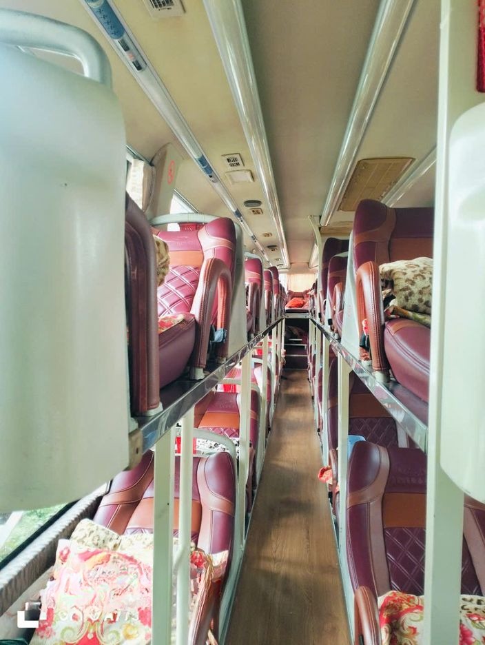 Xe Nguyên Khang Quốc Phong Giường nằm Tiện ích Nội thất Giường nằm 40 chỗ