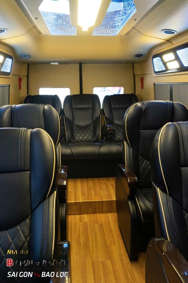Xe Bảo Lộc Limousine Ghế ngồi Tiện ích Nội thất Limousine 9 chỗ