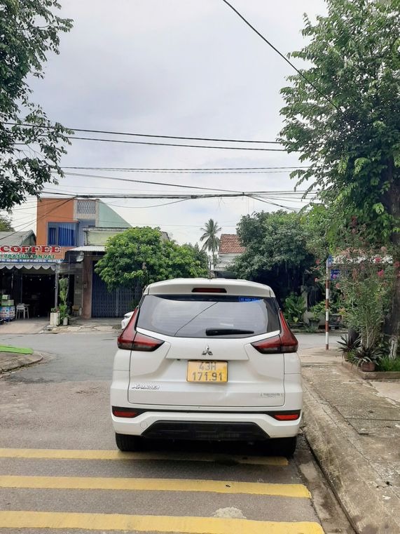 Xe Lovabus Mặt sau xe Ghế 7 chỗ ngồi