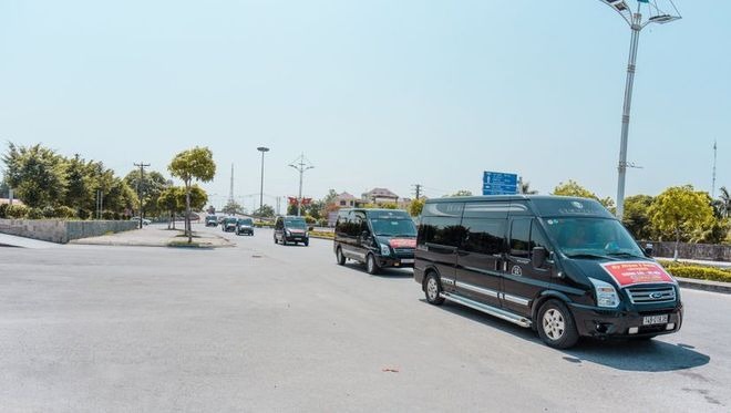 Limousine 9 chỗ VIP Minh Hà Limousine