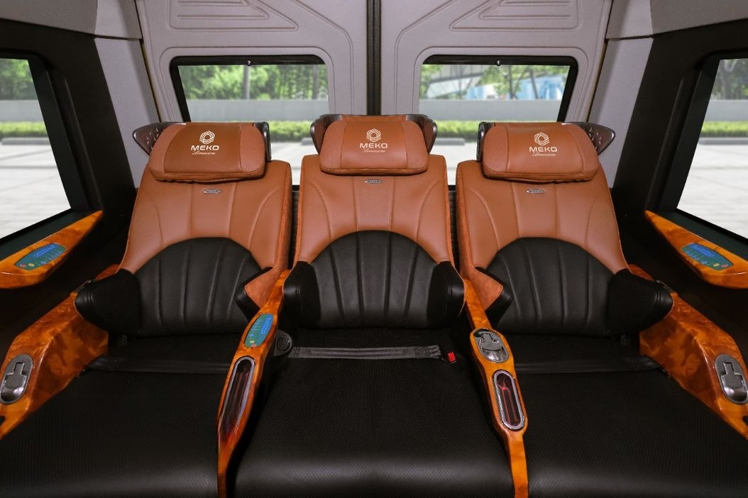 Xe MEKO Limousine Ghế ngồi Limousine 9 chỗ