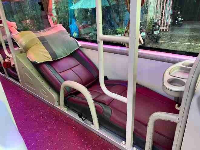 Xe Thanh Lịch Giường nằm Nội thất Tiện ích Giường nằm 41 chỗ