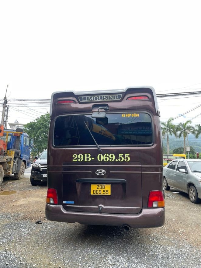 Xe Thanh Bình Travel 68 Mặt sau xe Ghế ngồi 20 chỗ