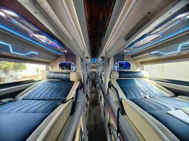 Xe Long Vân Limousine Giường nằm Tiện ích Nội thất Limousine phòng đôi 21 chỗ (WC)