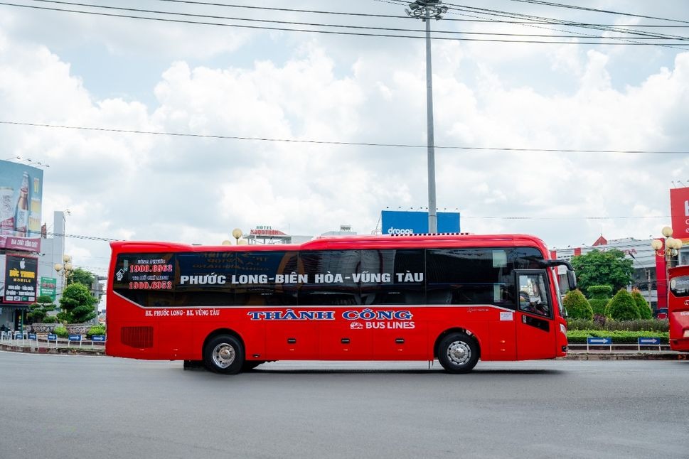 Xe Thành Công Bên hông xe Giường nằm 34 chỗ