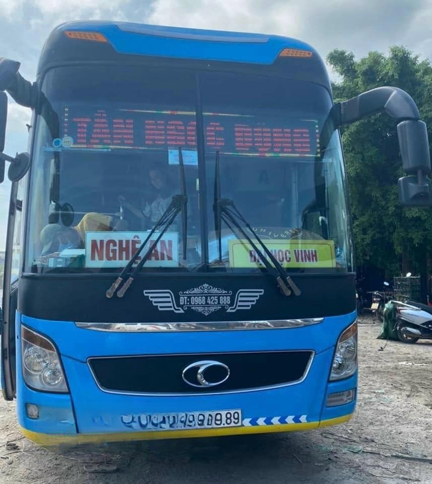 Xe Tân Ngọc Dũng Mặt trước xe Giường nằm 40 chỗ