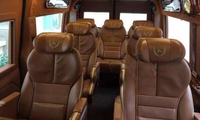 Limousine 9 chỗ VIP Sapa Hello