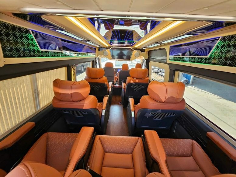 Xe Khang Limousine Nội thất Limousine 9 chỗ