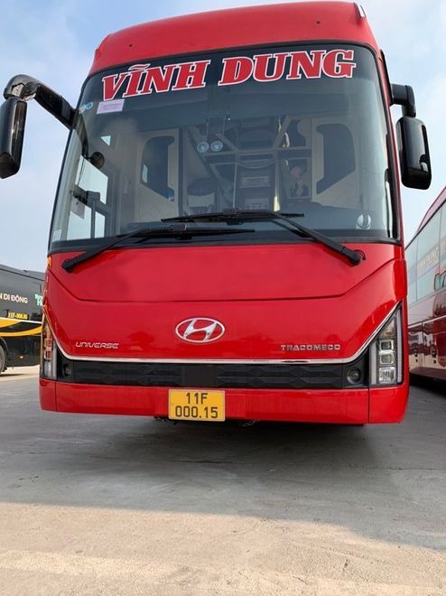 Xe Vĩnh Dung Mặt trước xe Limousine giường nằm 34 chỗ
