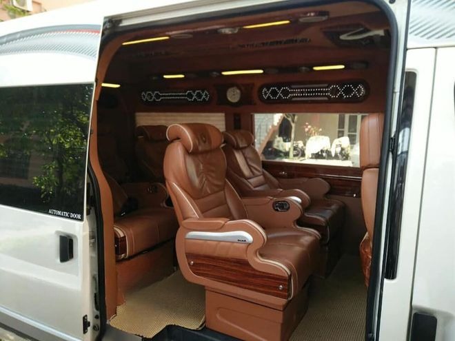 Xe Sapa Vip  Ghế ngồi Limousine 9 chỗ VIP