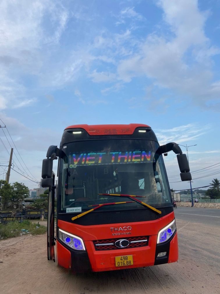 Xe Việt Thiện Mặt trước xe Giường nằm 44 chỗ