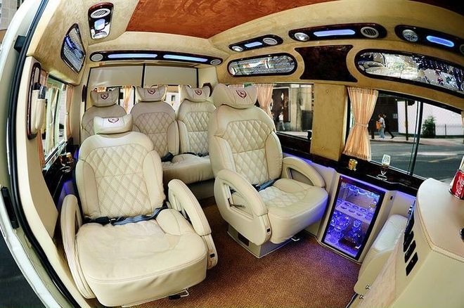 Xe Văn Minh Limousine Limousine 9 chỗ