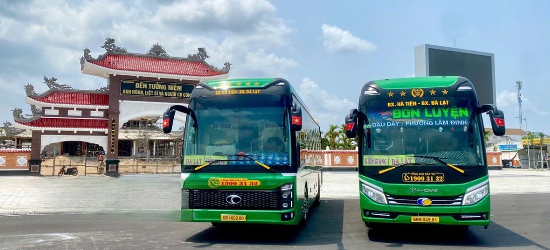 Xe Bốn Luyện Express Mặt trước xe Limousine 24 Phòng