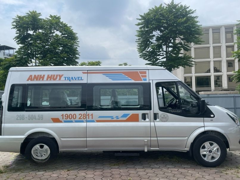 Xe Anh Huy (Hải Phòng) Bên hông xe Ghế ngồi 16 chỗ