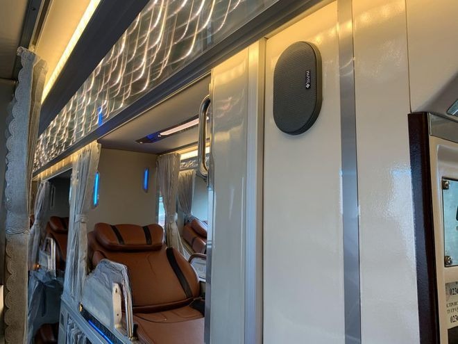 Xe Dương Vũ Tiện ích Limousine giường nằm 34 chỗ