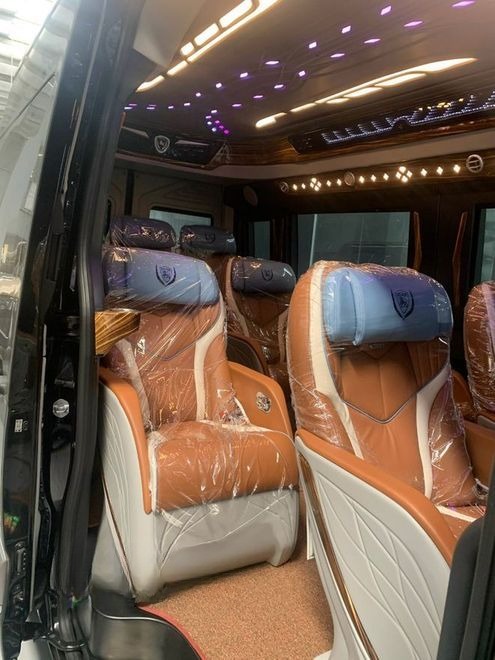 Xe Hoàng Anh Limousine Ghế ngồi Limousine 11 chỗ VIP