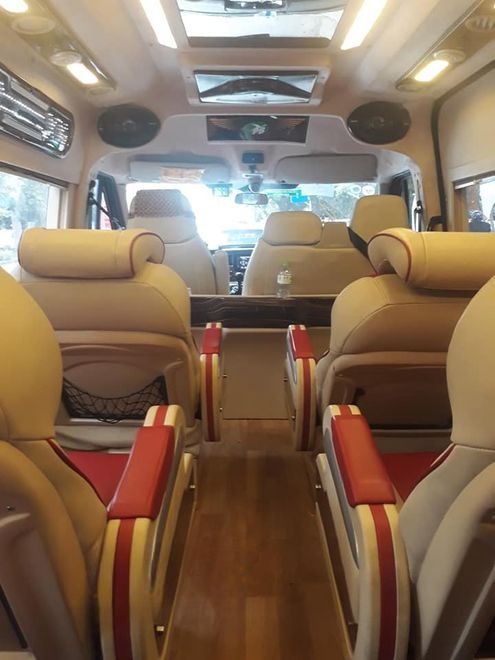 Xe Lovabus Ghế ngồi Limousine 9 chỗ