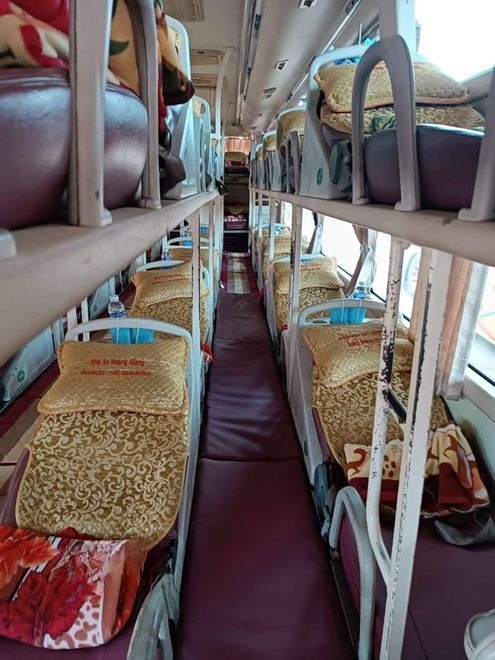 Xe Hoàng Giang Tiện ích Giường nằm 40 chỗ