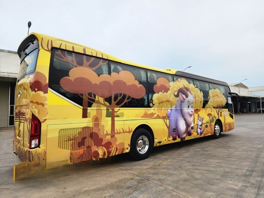 Xe An Phú Travel (Đà Lạt) Bên hông xe Mặt sau xe Limoưsine 36 giường nằm