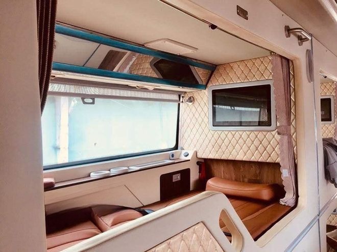 Xe Lovabus Giường nằm Tiện ích Nội thất Limousine giường phòng 22 chỗ