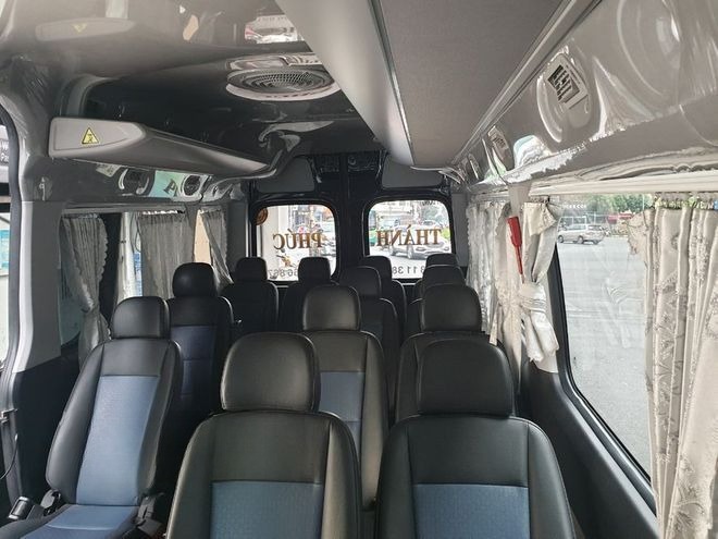 Xe Thành Phúc Limousine Nội thất Ghế ngồi Tiện ích Ghế ngồi 16 chỗ