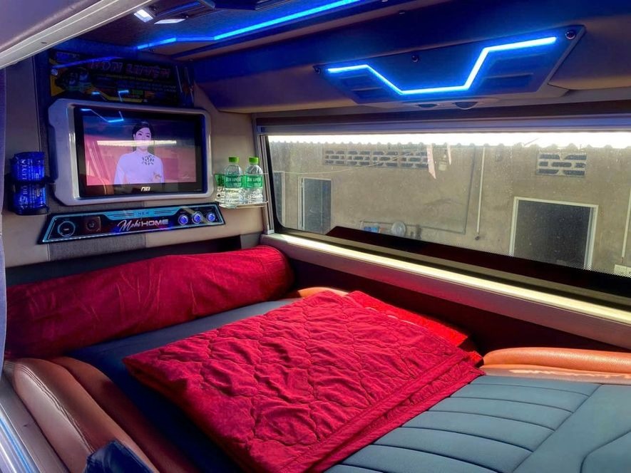 Xe Bốn Luyện Express Giường nằm Tiện ích 