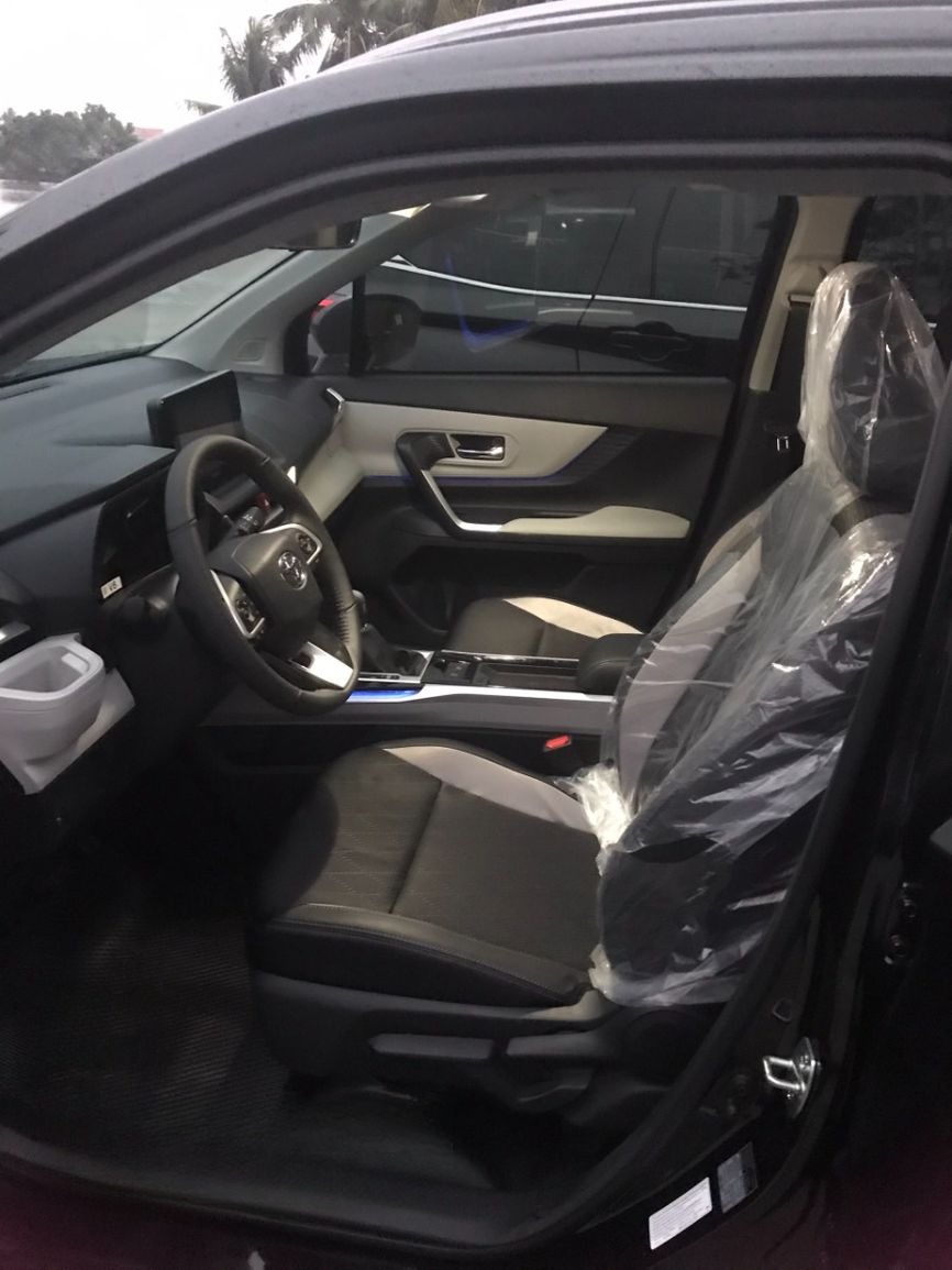 Xe Nguyễn Gia Limousine (Hải Phòng) Nội thất Ghế ngồi 7 chỗ