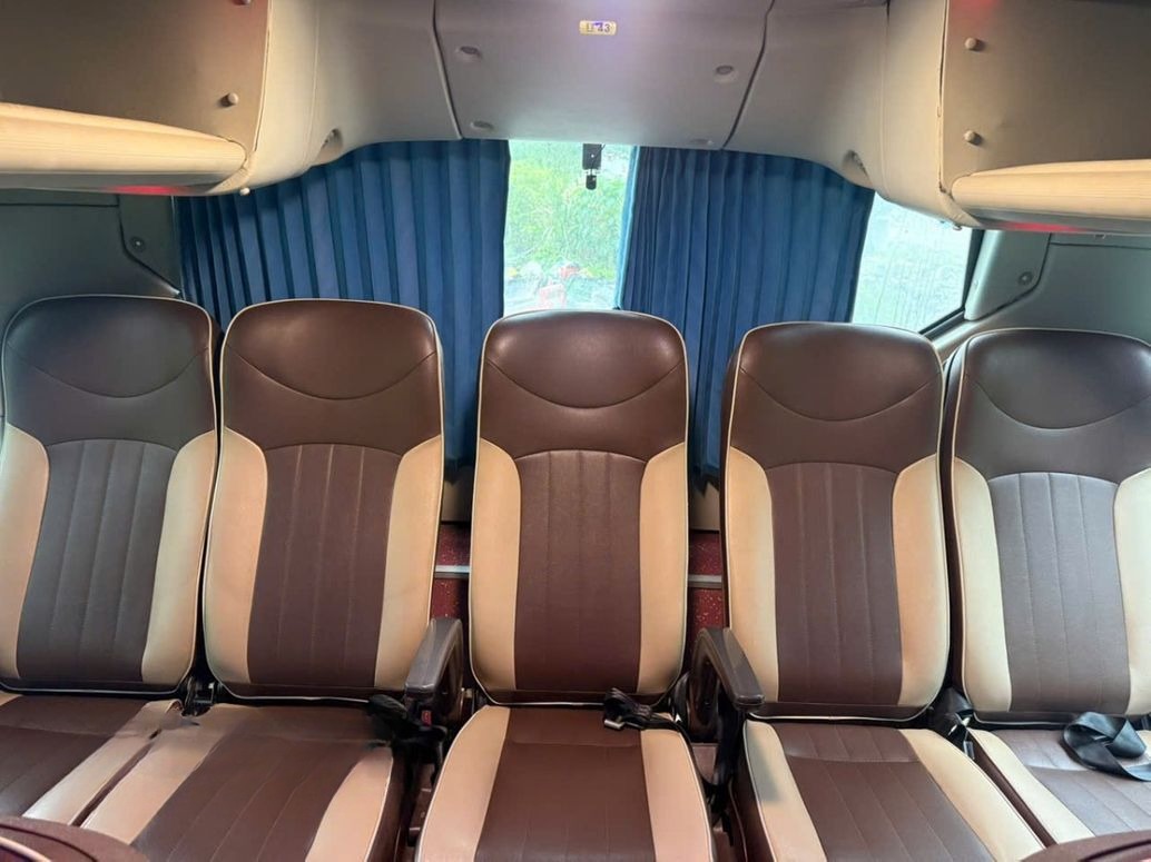 Xe Ninh Bình Discovery Bus Ghế ngồi Nội thất Ghế ngồi 45 chỗ