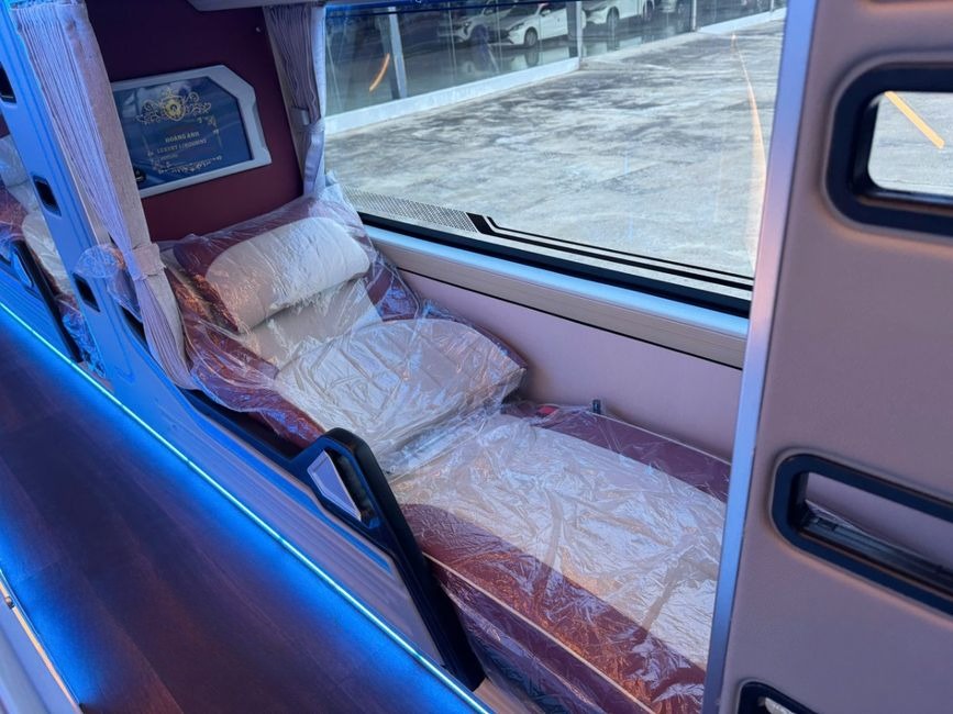 Xe Hoàng Anh - Phan Rang Giường nằm Limousine 34 phòng