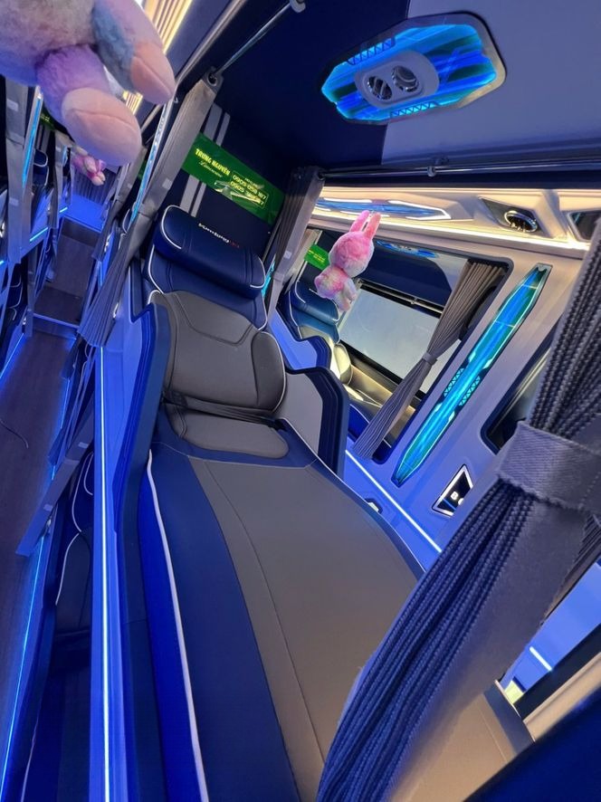 Xe Trung Nguyên Giường nằm Limousine 34 phòng