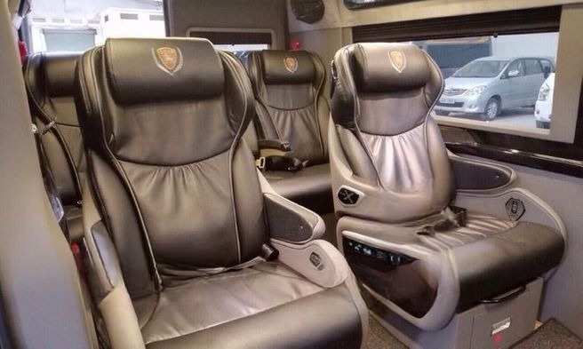 Xe Azura Sapa Limousine Ghế ngồi Limousine 9 chỗ VIP