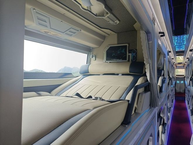 Xe Xuân Tráng Limousine Tiện ích Limousine 24 phòng