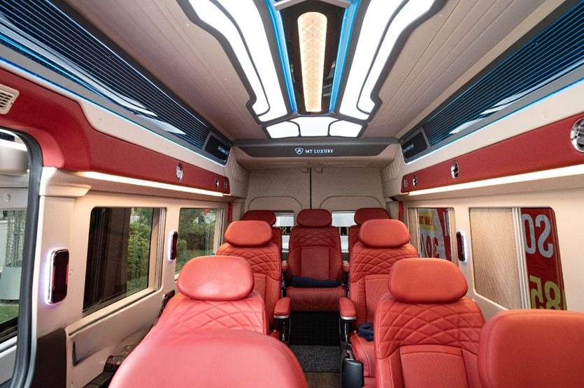 Xe Duy Quang Limousine Ghế ngồi Nội thất Limousine 9 chỗ