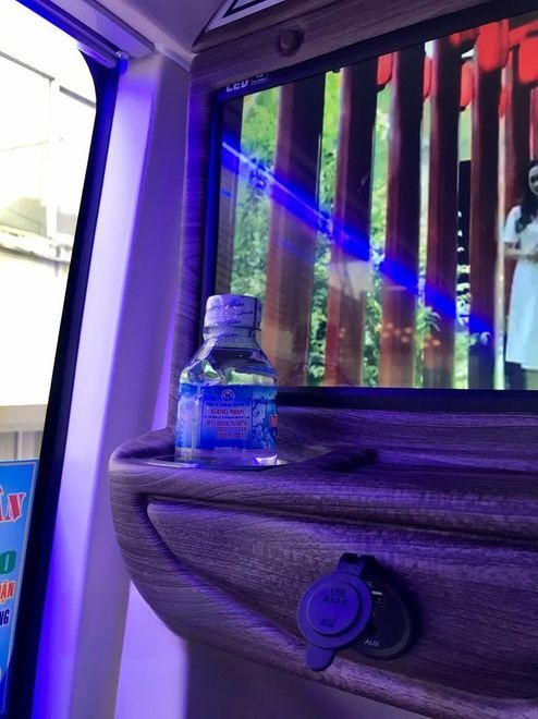 Xe Lovabus Tiện ích Nội thất Limousine giường nằm 34 chỗ