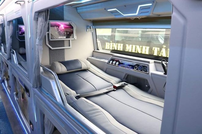 Xe Bình Minh Tải Giường nằm Tiện ích Nội thất Limousine 22 Phòng Đơn*