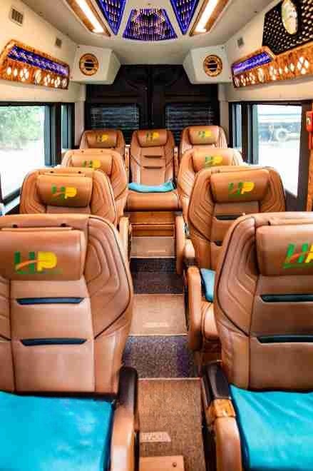 Xe Hoàng Phú Limousine 