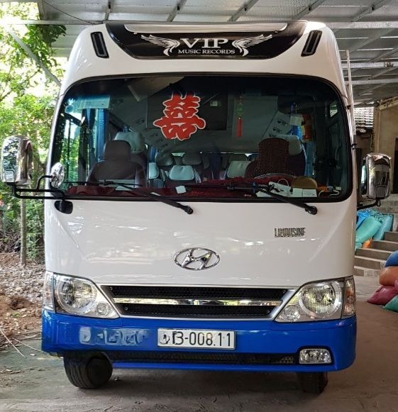 Xe Nhật Nam Limousine Mặt trước xe ghế ngồi 29 chỗ