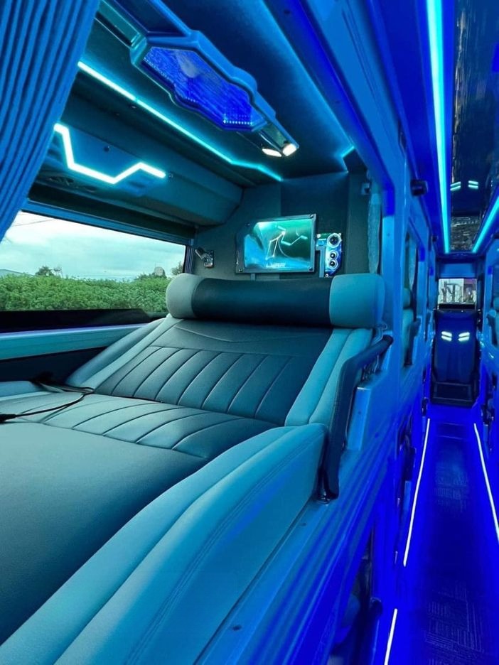Xe Đà Loan (Lưỡng Miên) Giường nằm Tiện ích Nội thất Limousine giường phòng 22 chỗ