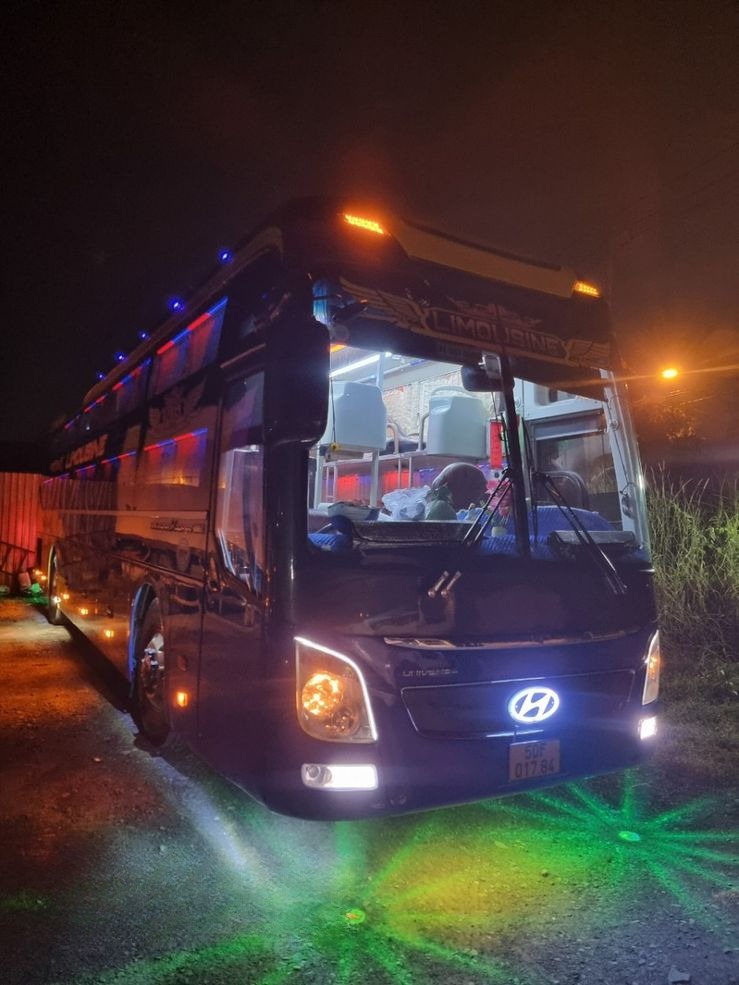 Xe Thiên Lộc Mặt trước xe Bên hông xe 
