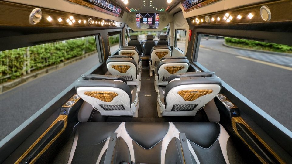 Xe Hoàng Anh Limousine (Hải Phòng) Nội thất Tiện ích Limousine 11 chỗ