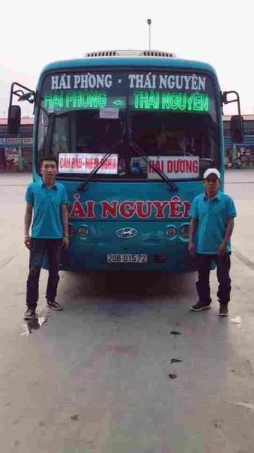 Xe Hải Nguyên Mặt trước xe Ghế ngồi 35 chỗ
