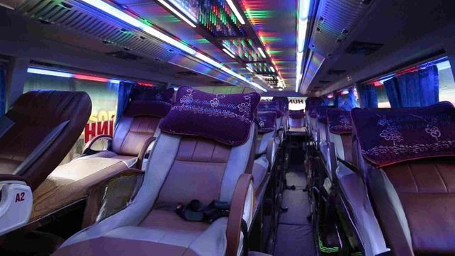 Xe Kết Đoàn Hùng Đức Giường nằm Tiện ích Giường nằm 46 chỗ