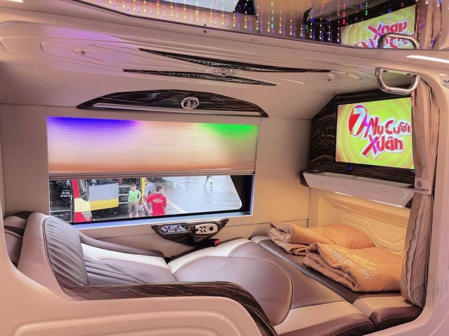 Xe Mạnh Quân Tiện ích Nội thất Giường nằm Cabin cung điện 24 phòng